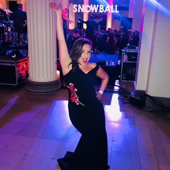 BLACK FORMAL 👗 DRESS‼️ SPECIAL OCCASION ‼️ - Picture 4 of 5